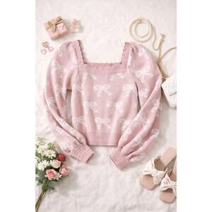 Cropped bow sweater